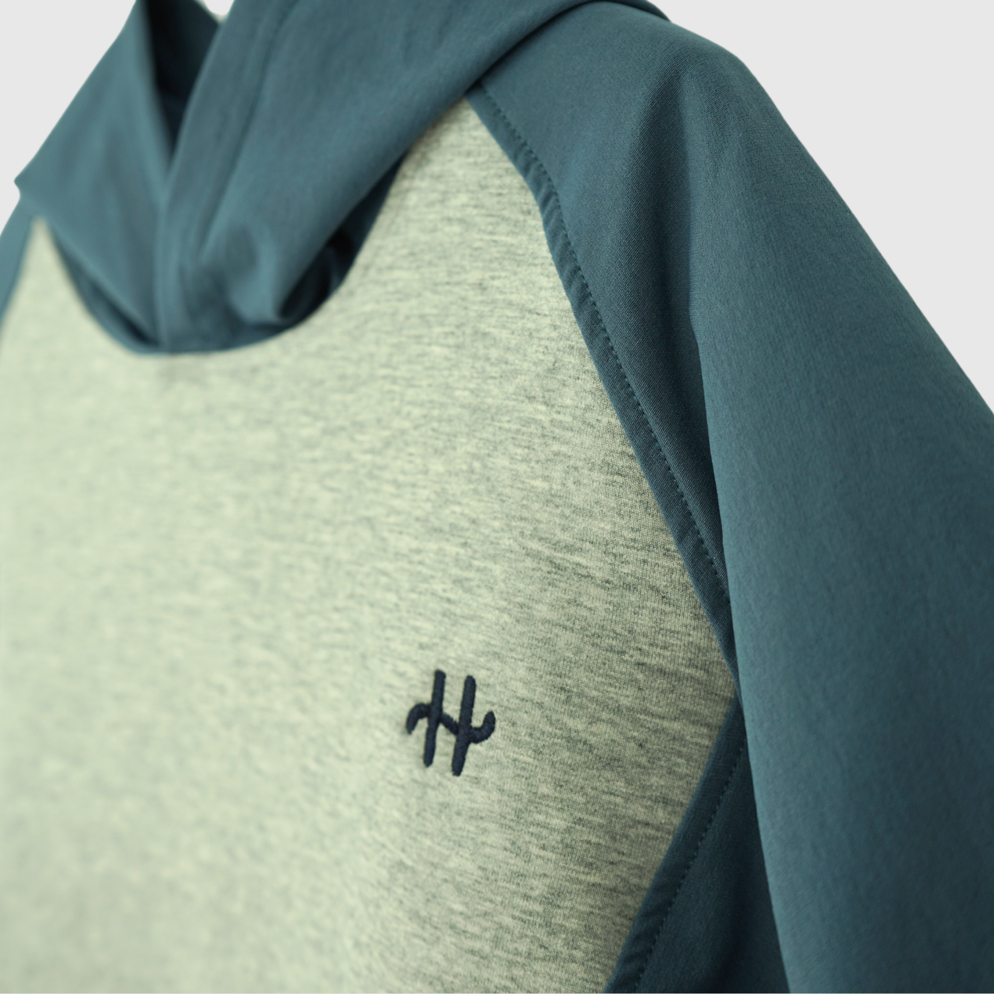 girls and boys color block pullover hoodie details