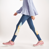 girls blue leggings with pockets model