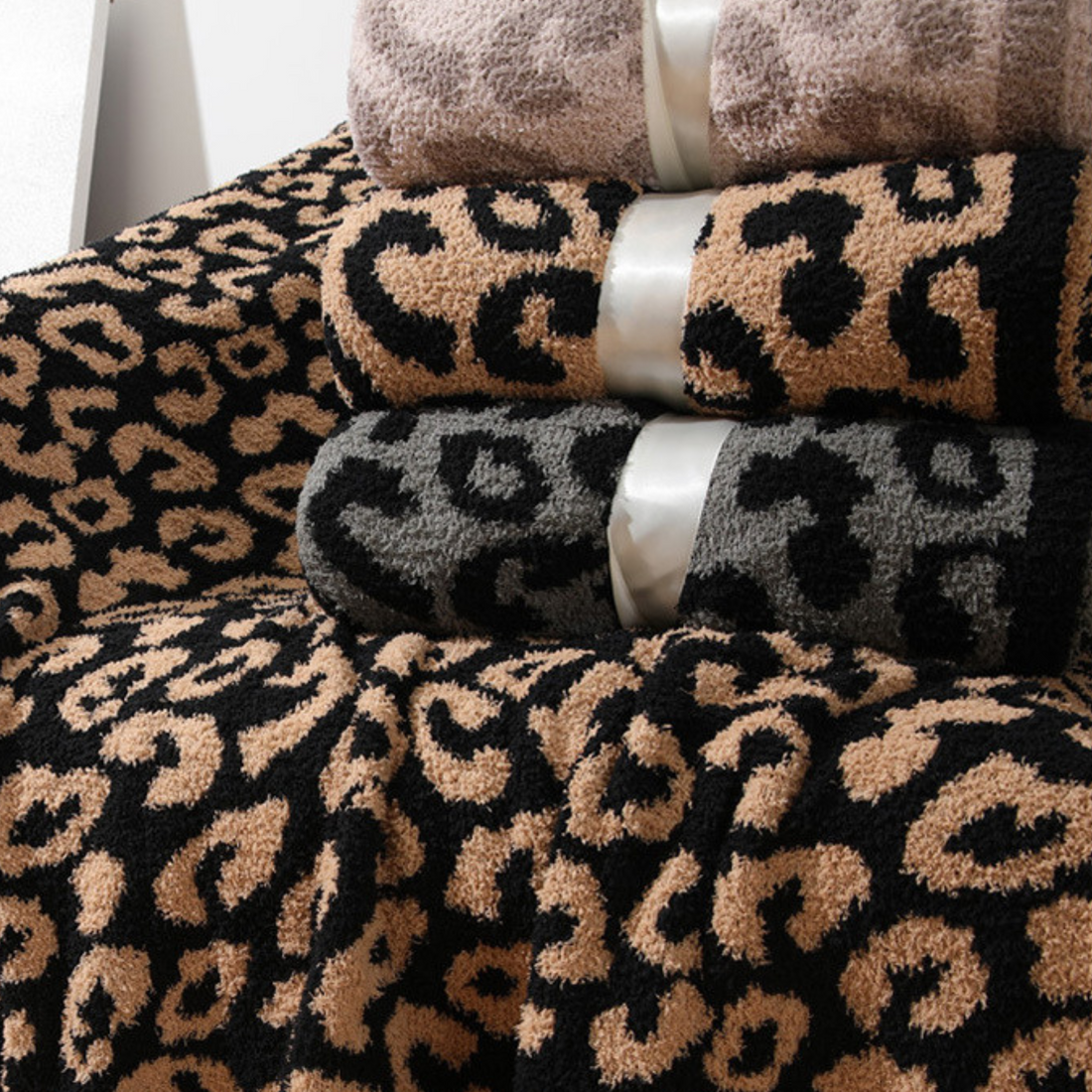 Luxe Leopard Throw Blanket